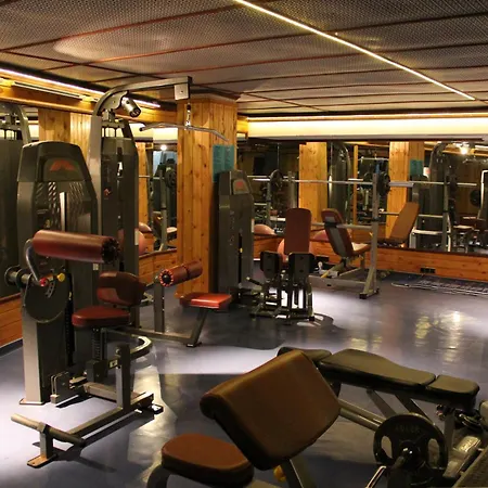 Hotell Bc 4*
